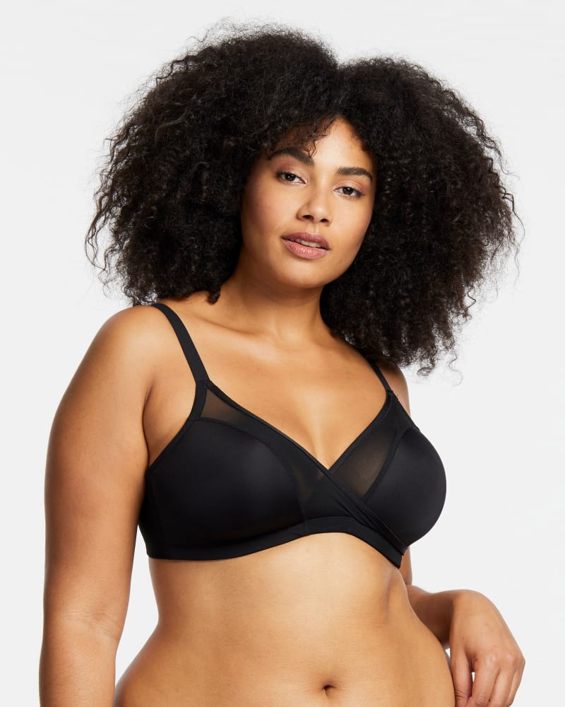 Front of a model wearing a size 34D Wire-Free Tee-Shirt Bra in Black by Montelle. | dia_product_style_image_id:184880